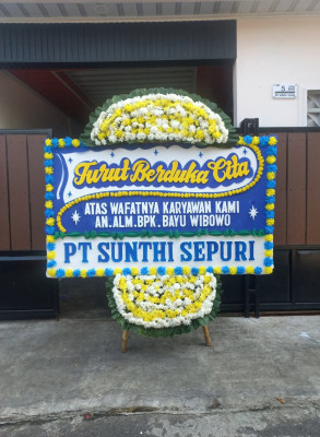 Papan Bunga Duka di Pondambea
