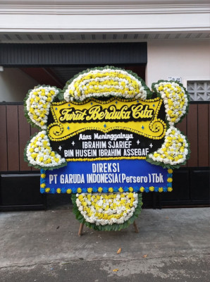 Papan Bunga Duka di Pondambea